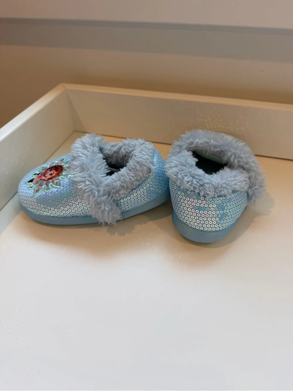 Disney Frozen Elsa and Anna Sequin Slippers size 9/10